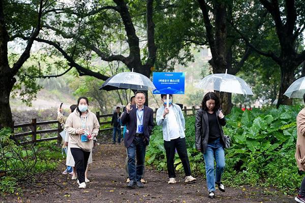 名媒大咖前往“打卡”廣東南海大地藝術節