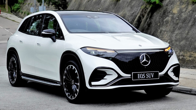 電動(dòng)車奔馳EQS SUV試駕，頂級(jí)版580 4Matic，超豪7座SUV，寧?kù)o嘆世界