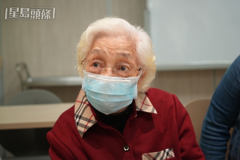 96歲的歐陽婆婆稱投票是履行公民責任。