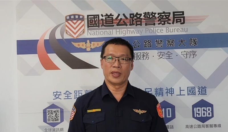 國道公路警察泰安分隊(duì)長林家德指出，韓籍男子在臺旅游猝死案，已報(bào)請臺中地方檢察署相驗(yàn)完畢，提醒民眾，若身體不適請立即連系119并請求適當(dāng)醫(yī)療協(xié)助。（國道公路警察提供／張妍溱臺中傳真）