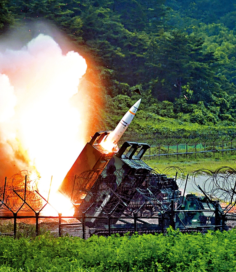 美國有向烏克蘭供應“陸軍戰術導彈系統”（ATACMS）。